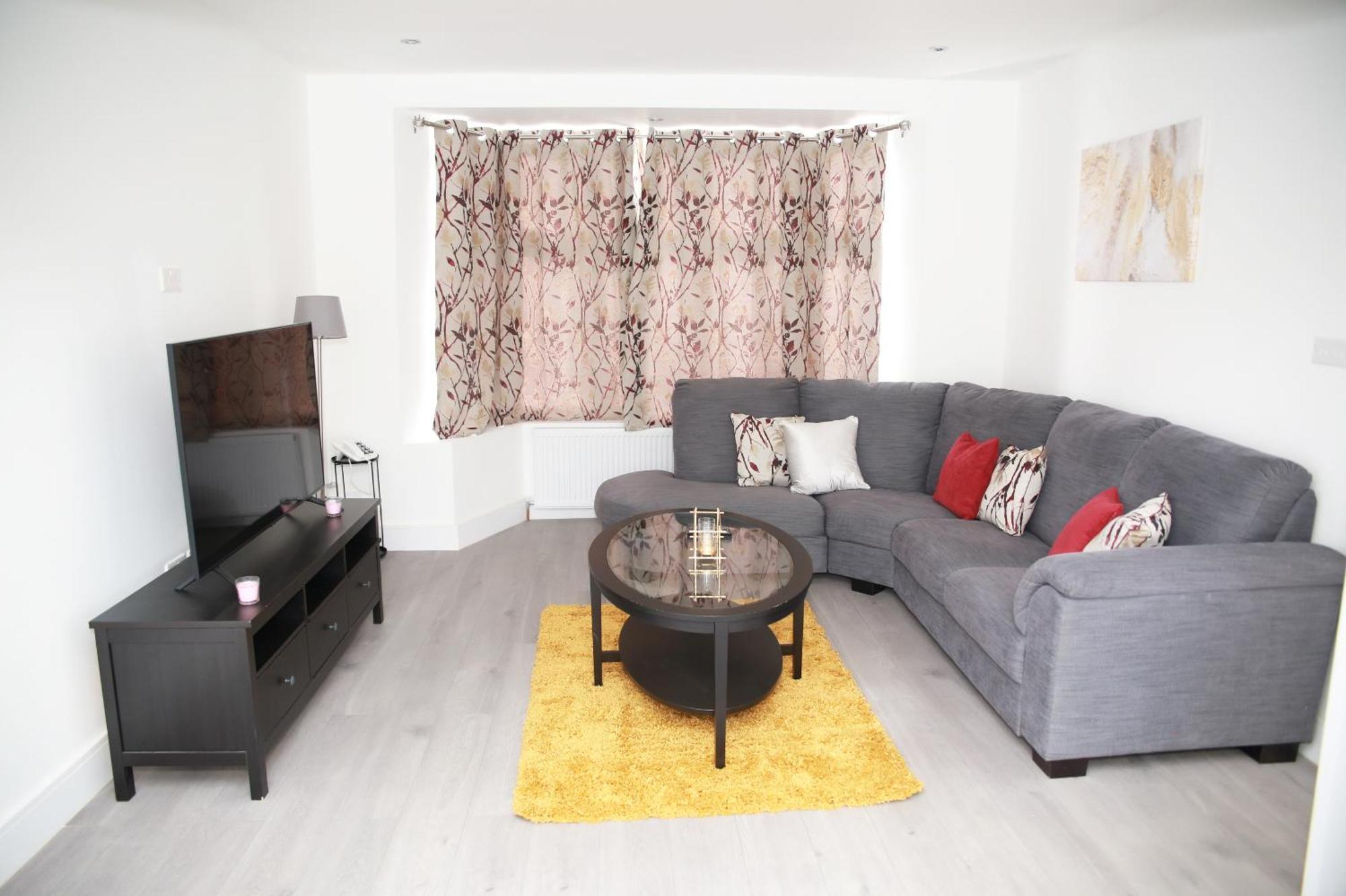 Deluxe 4 Bedroom House The Hyde Экстерьер фото